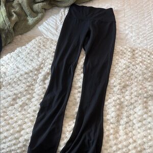 Black High-Waisted Yoga Pants